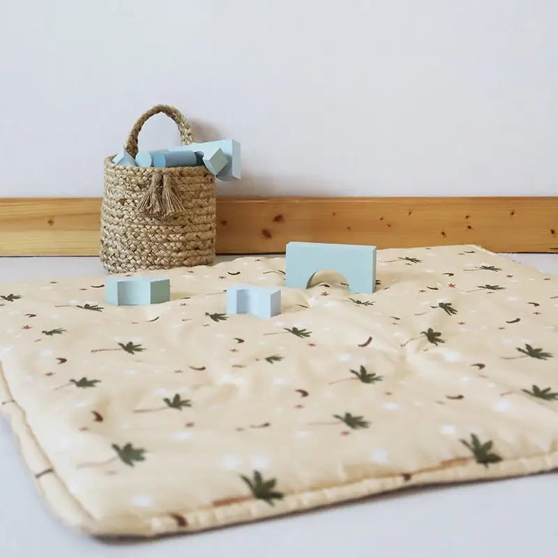 Tapis de repos bébé coton imprimé petits palmiers JAIPURY - Sueños de Cigueña
