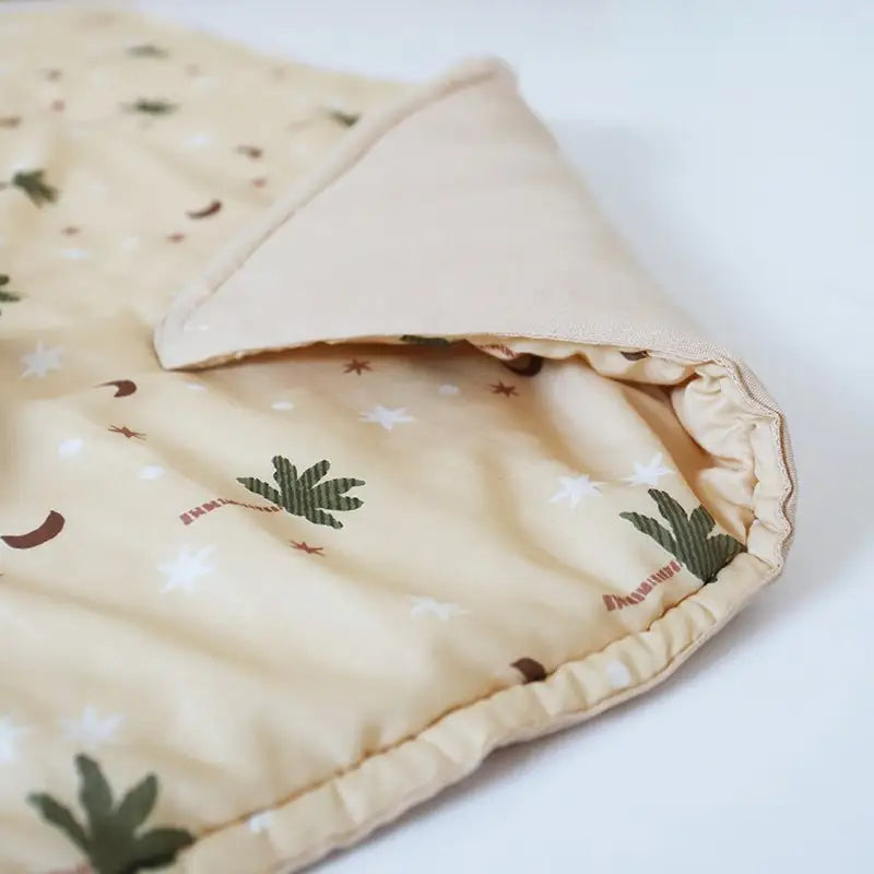 Tapis de repos bébé coton imprimé petits palmiers JAIPURY - Sueños de Cigueña