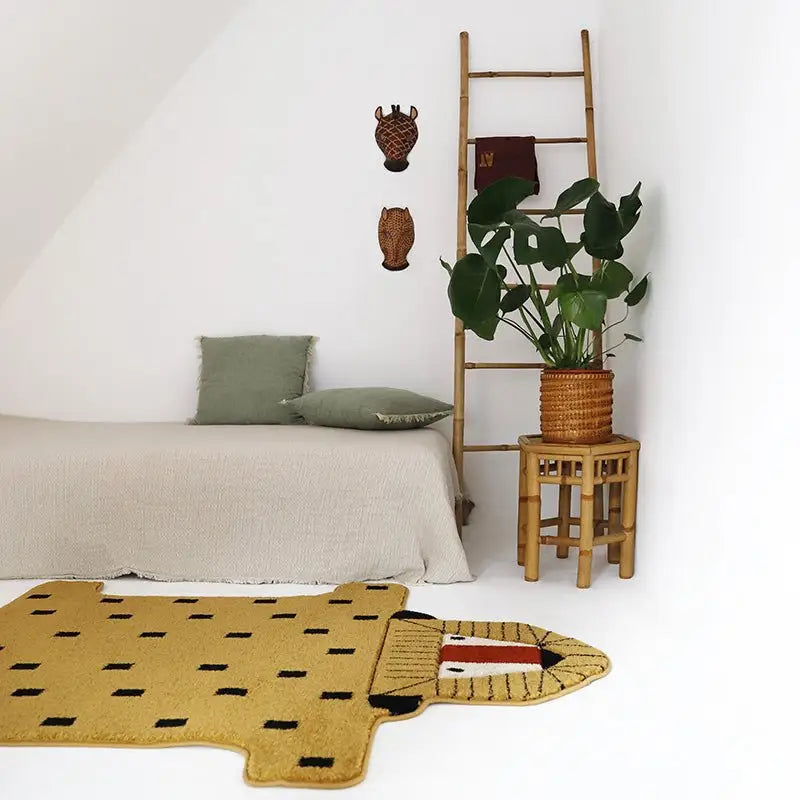 Tapis chambre enfant forme lion LOTTAH - Sueños de Cigueña