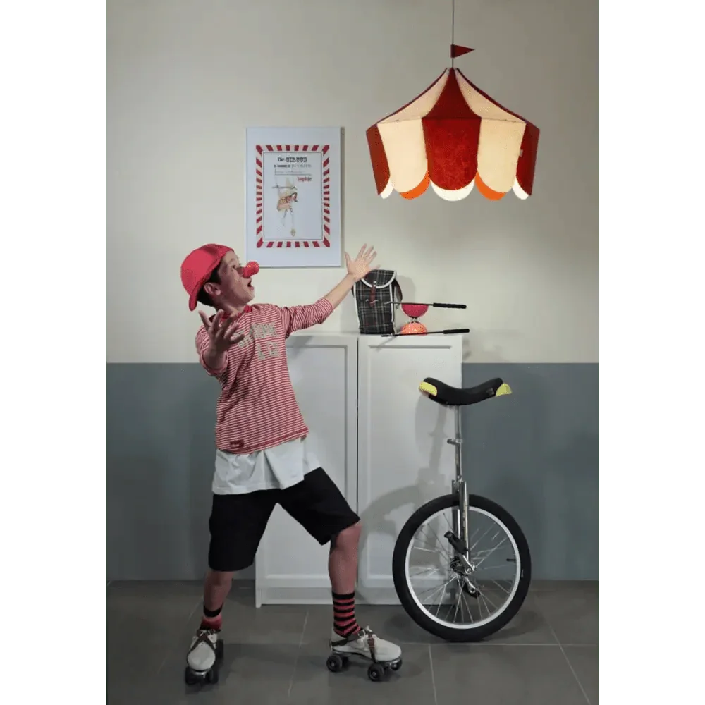 Lampara Colgante Circus Roja - Ilumina tu Espacio con Estilo Moderno y Elegante - Sueños de Cigueña