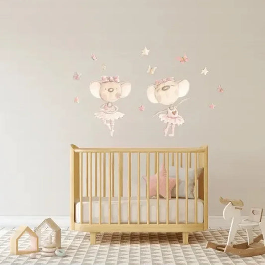 Vinilo Decorativo Infantil BAILANDO CON MARIPOSAS - Sueños de Cigueña