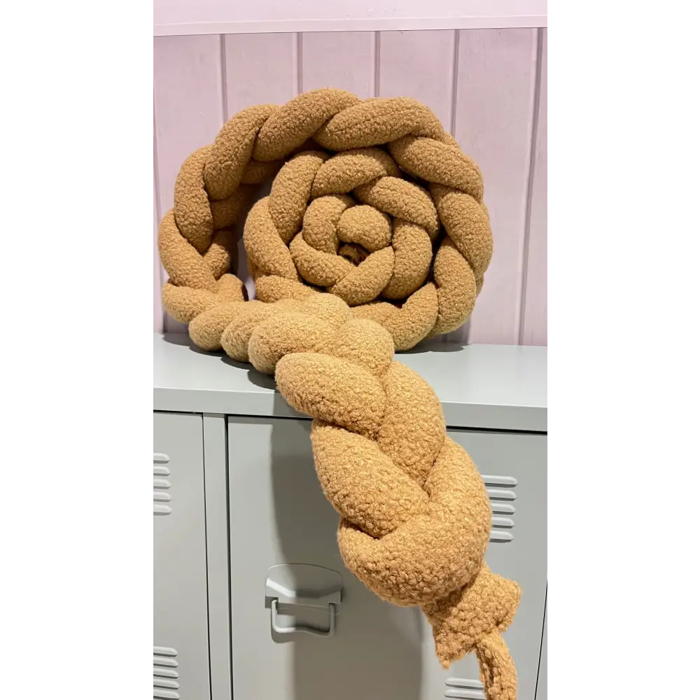 Trenza Protector de Cuna 200cm BOUCLE TOFFEE Trenza Protector de Cuna 180cm TEDDY - Sueños 94,50 €