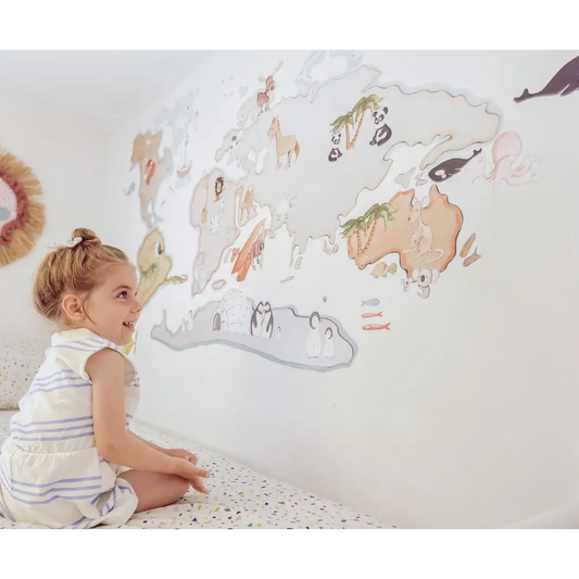 La Gran Aventura de Safari y el Vinilo Infantil del Mapamundi