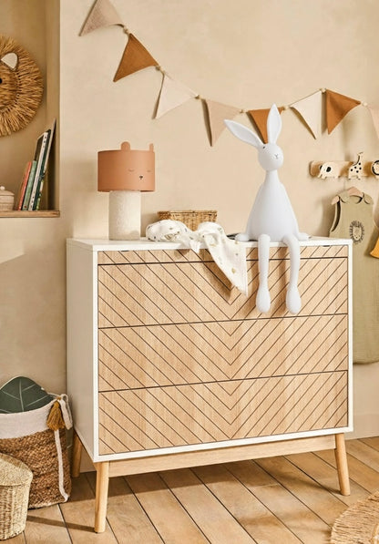 Lámpara Infantil Joseph el Conejo: La Luz Mágica para Encantar a Tu Pequeño - Sueños de Cigueña