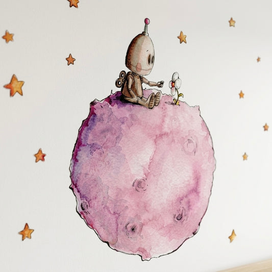 Vinilo decorativo infantil que muestra un robot Botty sentado sobre un planeta rosa, rodeado de estrellas y una flor.