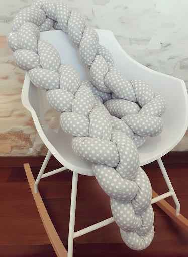 Trenza chichonera protectora para cuna y cama a medida - Confección artesanal