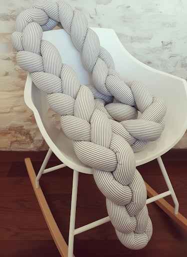 Trenza chichonera protectora para cuna y cama a medida - Confección artesanal