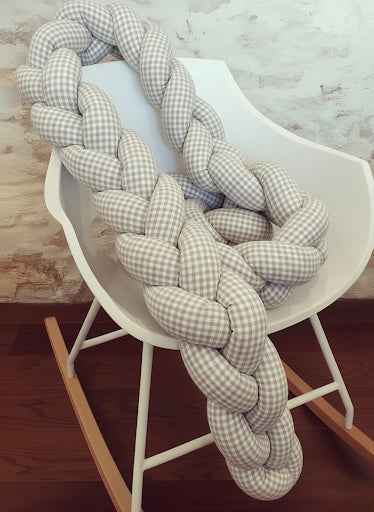 Trenza chichonera protectora para cuna y cama a medida - Confección artesanal