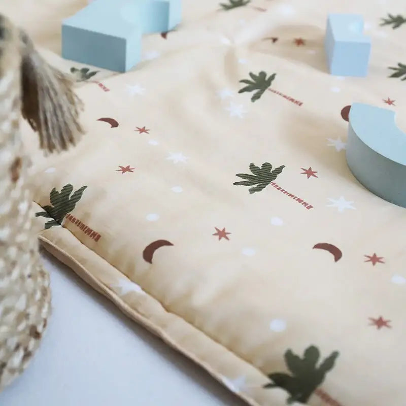 Tapis de repos bébé coton imprimé petits palmiers JAIPURY - Sueños de Cigueña
