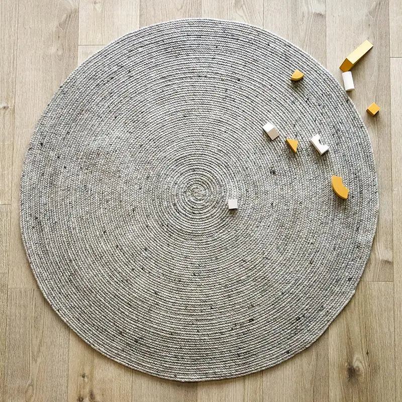 Tapis rond laine feutrée NEETHU GRIS L - Sueños de Cigueña