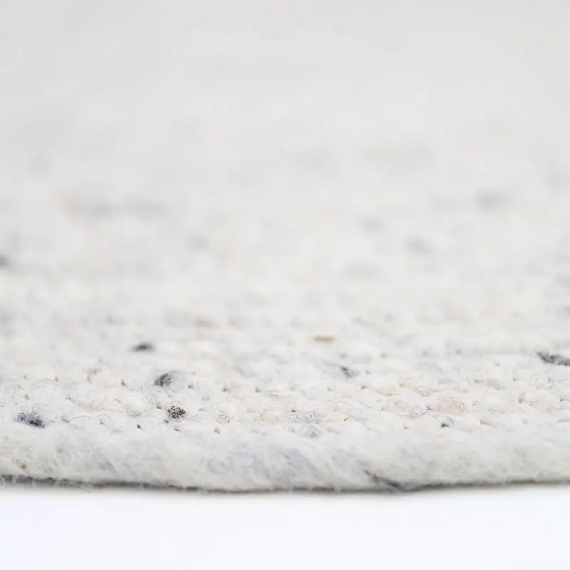Tapis rond laine feutrée NEETHU NATUREL S - Sueños de Cigueña