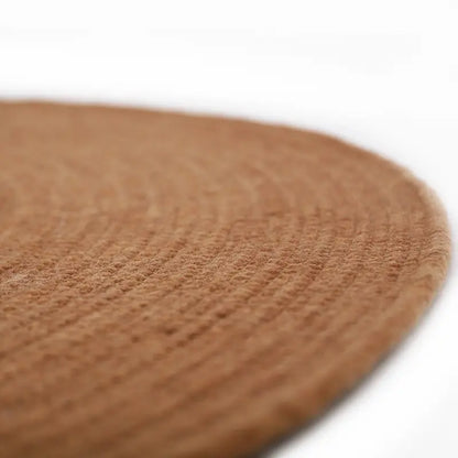 Tapis rond laine feutrée NEETHU TOFFEE S - Sueños de Cigueña