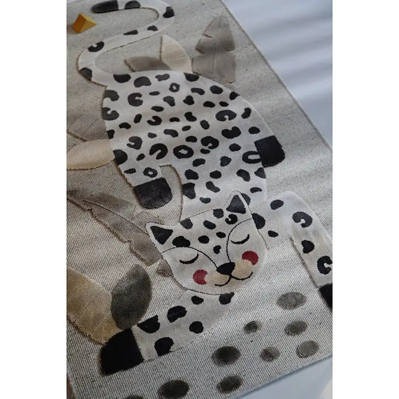 Tapis chambre enfant LITTLE JAGUAR IVOIRE - Sueños de Cigueña
