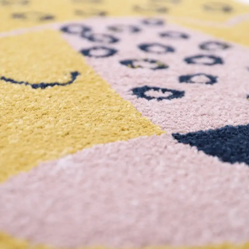 Tapis chambre enfant petit léopard KLEO MIEL - Sueños de Cigueña