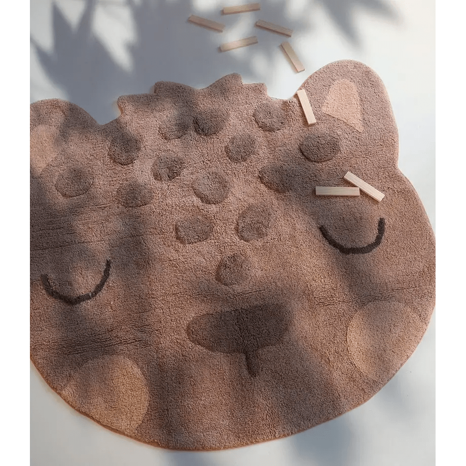 Alfombra Infantil Leopardo Sören 95x105cm para Dormitorio Infantil - Sueños de Cigueña 