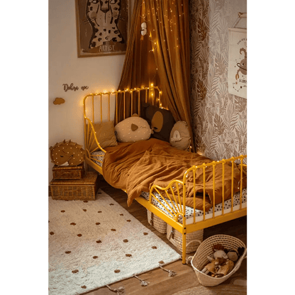 Alfombra Infantil NÜMI AMBRE con lunares 100x150 - Sueños de Cigueña 