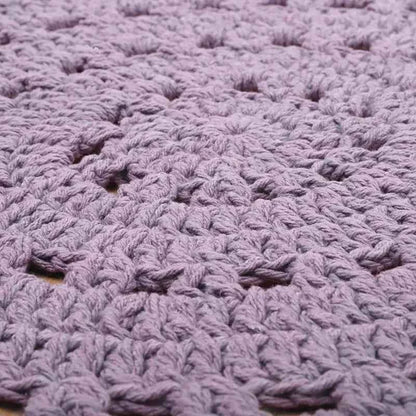 Alfombra infantil crochet ALMA MAUVE 120cm - Sueños de Cigueña