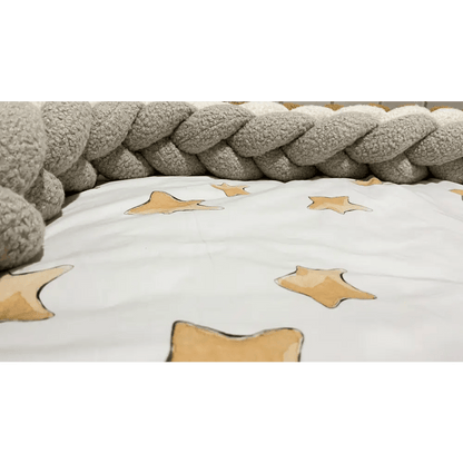 Trenza Protector de Cuna 200cm BOUCLE STONE - Sueños de Cigueña 