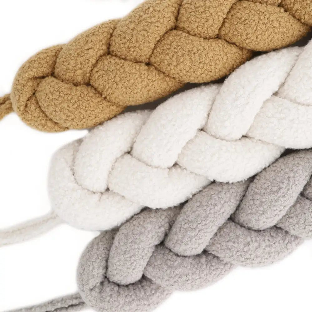 Trenza Protector de Cuna 200cm BOUCLE STONE - Sueños de Cigueña 