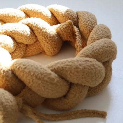 Trenza Protector de Cuna 200cm BOUCLE TOFFEE - Sueños de Cigueña 