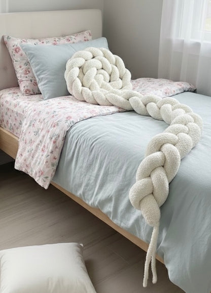 Trenza Protectora de Cuna y cama 200cm BOUCLE BLANCO - Sueños de Cigueña 